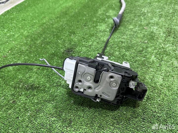 Замок двери передний левый Volvo XC90 II