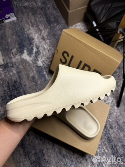 Тапки adidas Yeezy Slide (Новые)