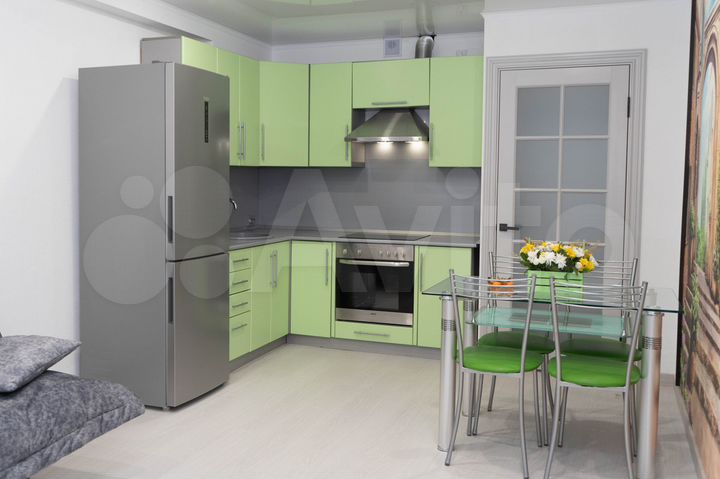 2-к. квартира, 60 м², 1/3 эт.