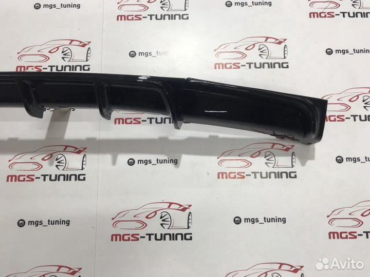 Диффузор BMW F30 Черный глянец 2x0 + Akrapovic Mat