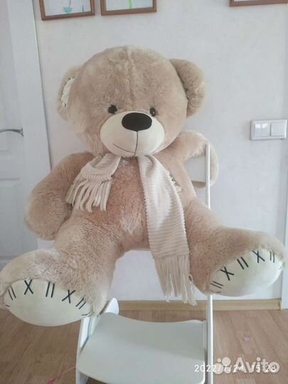 Плюшевый медведь большой