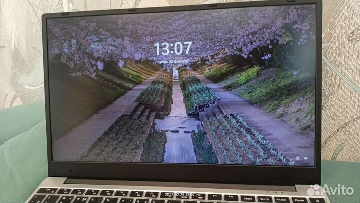 Ноутбук новый