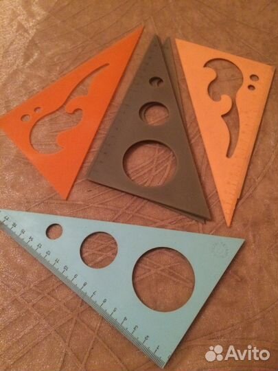 Тетради и канцтовары