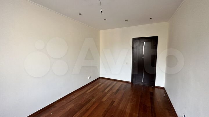 3-к. квартира, 72 м², 3/5 эт.