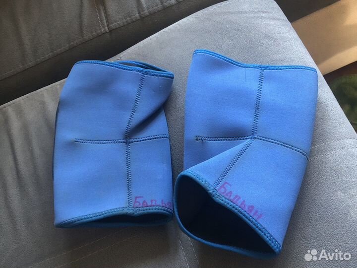 Наколенники demix