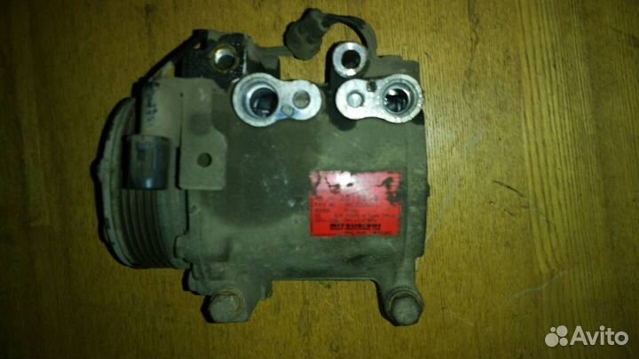 Компрессор кондиционера Mitsubishi Space Star 1998