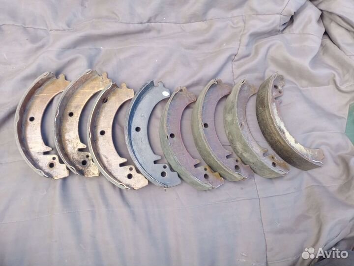 Задние тормозные колодки ваз