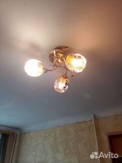 Люстра потолочная очень красивая