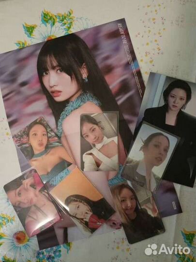 Продам альбом Twice