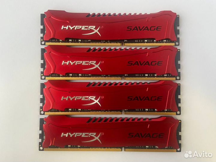 32Gb (8Gb x4) DDR3 HyperX Savage 1600 MHz