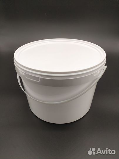 Банки пластиковая тара