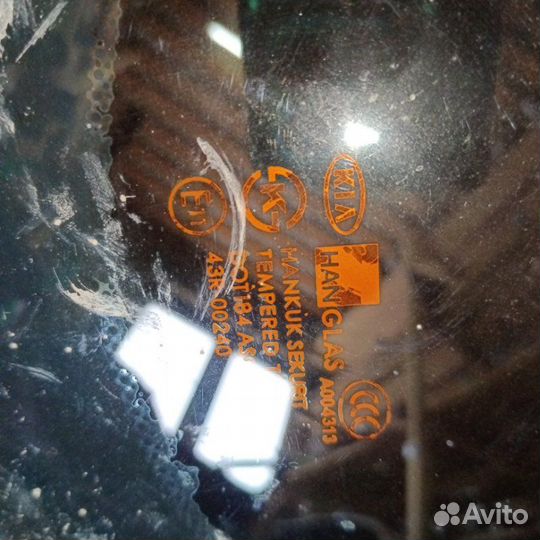 Стекло Kia Spectra седан 1.6