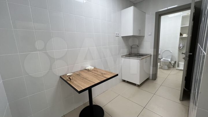 Офис, 131.8 м²