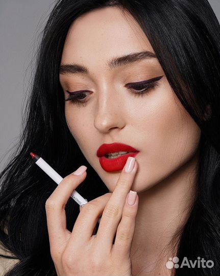 Lamel Стойкий гелевый карандаш для глаз и губ