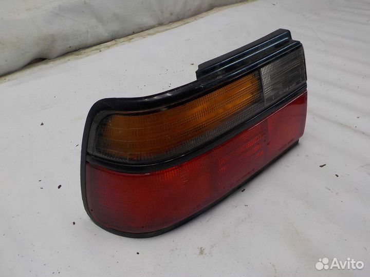 Фонарь toyota corolla AE91