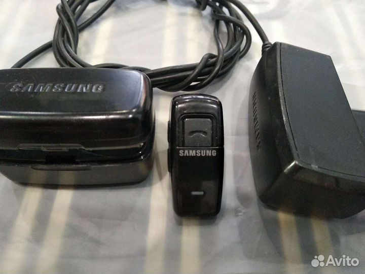 Bluetooth гарнитура