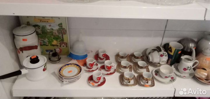 Сервизы,чашки, блюдце