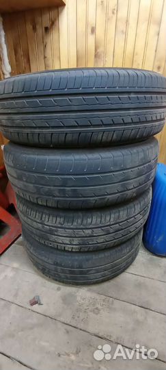 R14 Yokohama BluEarth-ES ES32 175/70, PCD 5x100 DIA 57.1