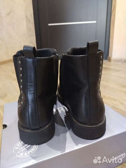Ботинки осенние для девочки 36 размер