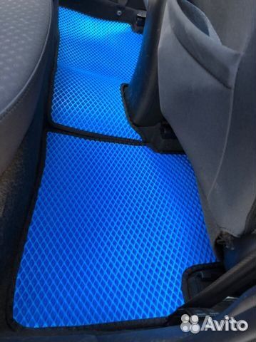 Автоковрики EVA на Honda HR-V