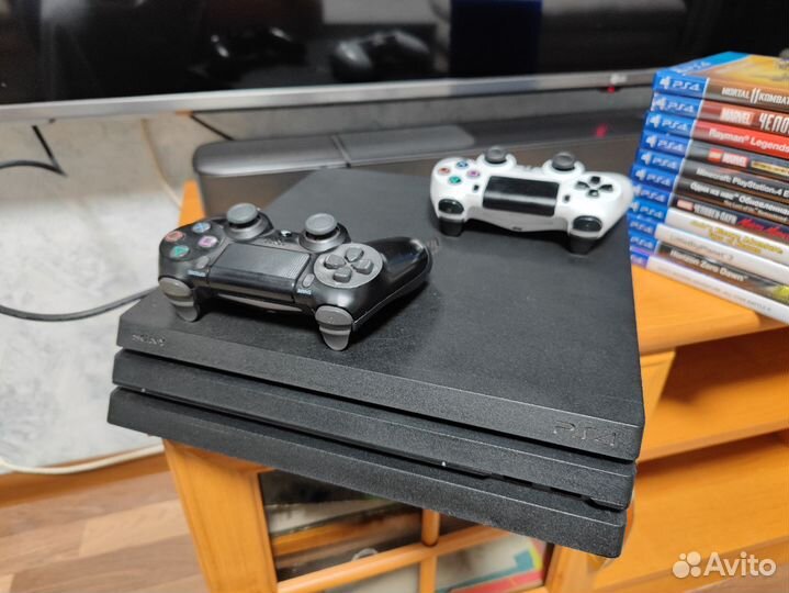 Sony playstation 4 pro 1tb
