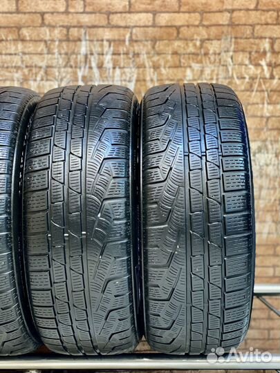 Pirelli Winter Sottozero II 225/50 R17