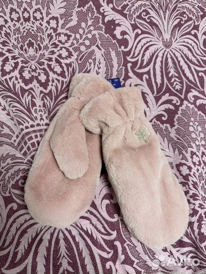 Новые варежки теплые