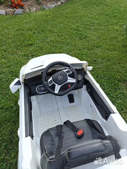 Детский электромобиль джип