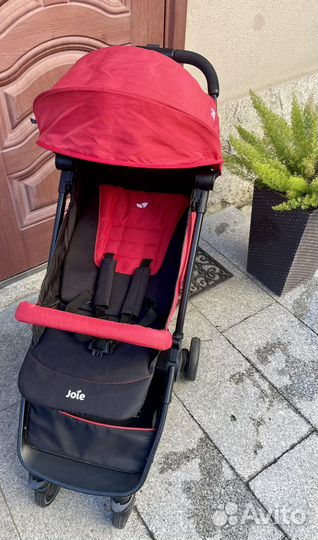 Прогулочная коляска joie aрeндa/нaпpokaт