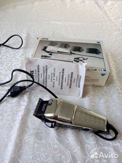 Машинка для стрижки,профессиональная,электрическая