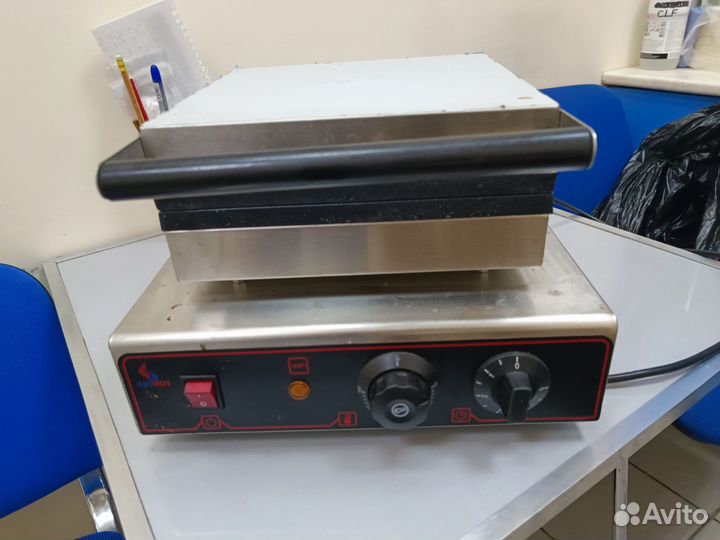 Вафельница для корн догов