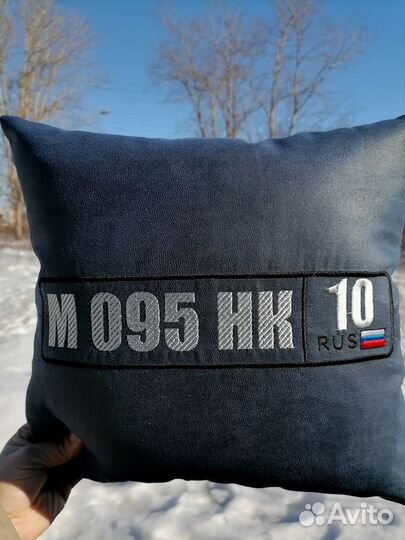 Пошив автомобильной подушки с логотипом, гос.номер