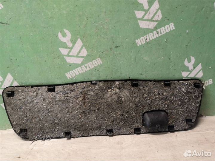 Обшивка двери багажника Фольксваген Гольф 3 Венто