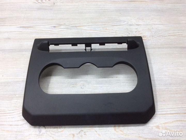 Накладка декоративная Renault Arkana пробег 46