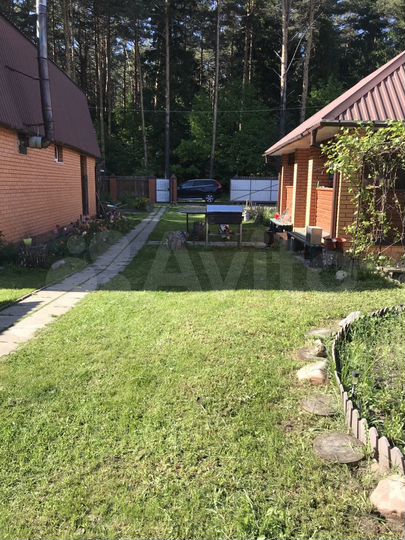 Коттедж 190 м² на участке 13,5 сот.