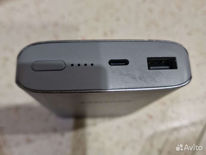 Внешний аккумулятор (пауэрбанк) Samsung EB-PN930