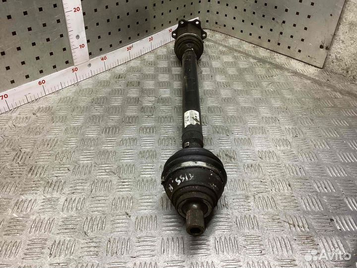 Привод правый передний Volkswagen Passat