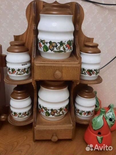 Банки для сыпучих продуктов бронь