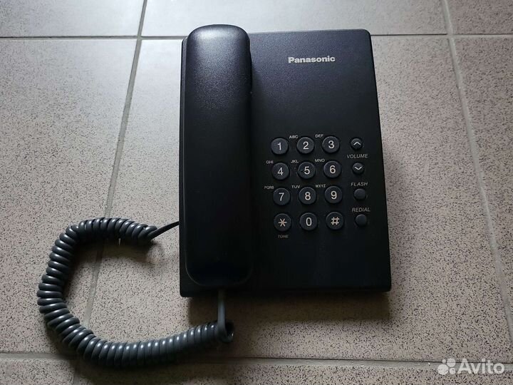 Телефон для офиса Panasonic KX-ts2350ru