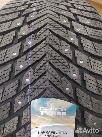 Nokian Tyres Hakkapeliitta 10p SUV 235/50 R18