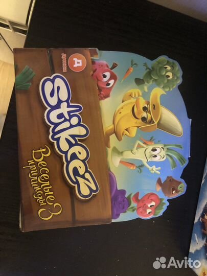 Коллекционные фигурки прилипалы и прыг скокеры