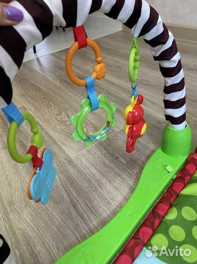 Развивающий коврик