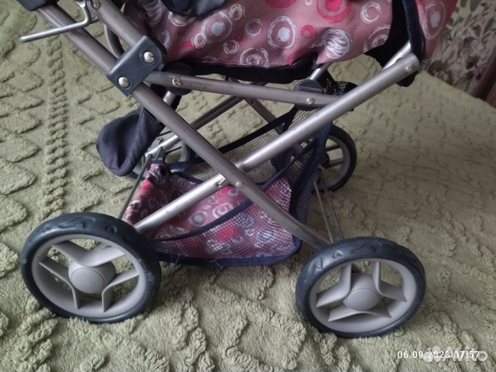 Коляска кукольная