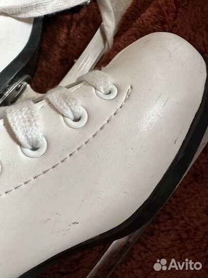 Коньки фигурные Graf Montana