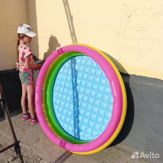 Детский бассейн