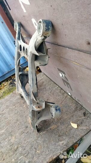 Балка подмоторная для VW Touareg 2002-2010