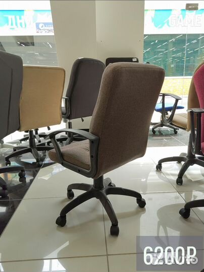 Офисное кресло, компьютерное кресло