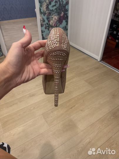 Продам туфли