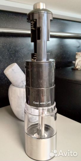 Мельница для специй электрическая Satoshi