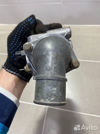 Термостат, корпус Jaguar-XJ 1993г